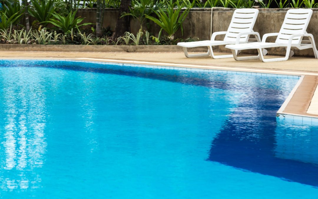 Tips for Clearing Pool Debris Before Early Spring Winds Hit Gilbert